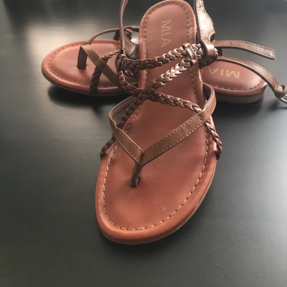 Strappy sandals